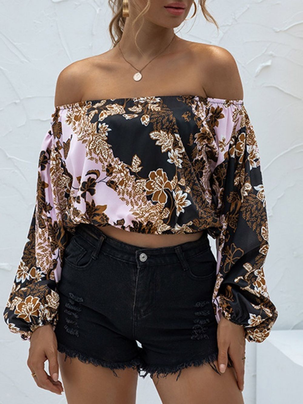 Off-Shoulder Vintage Dames T-Shirt Met Lange Mouwen En Bloemen