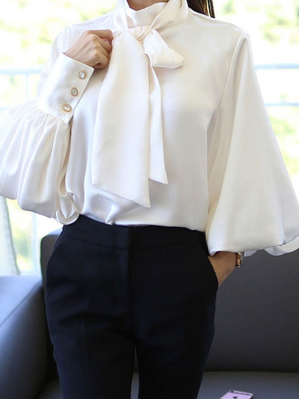 Effen Standaard Blouse Met Lantaarnmouwen En Strik