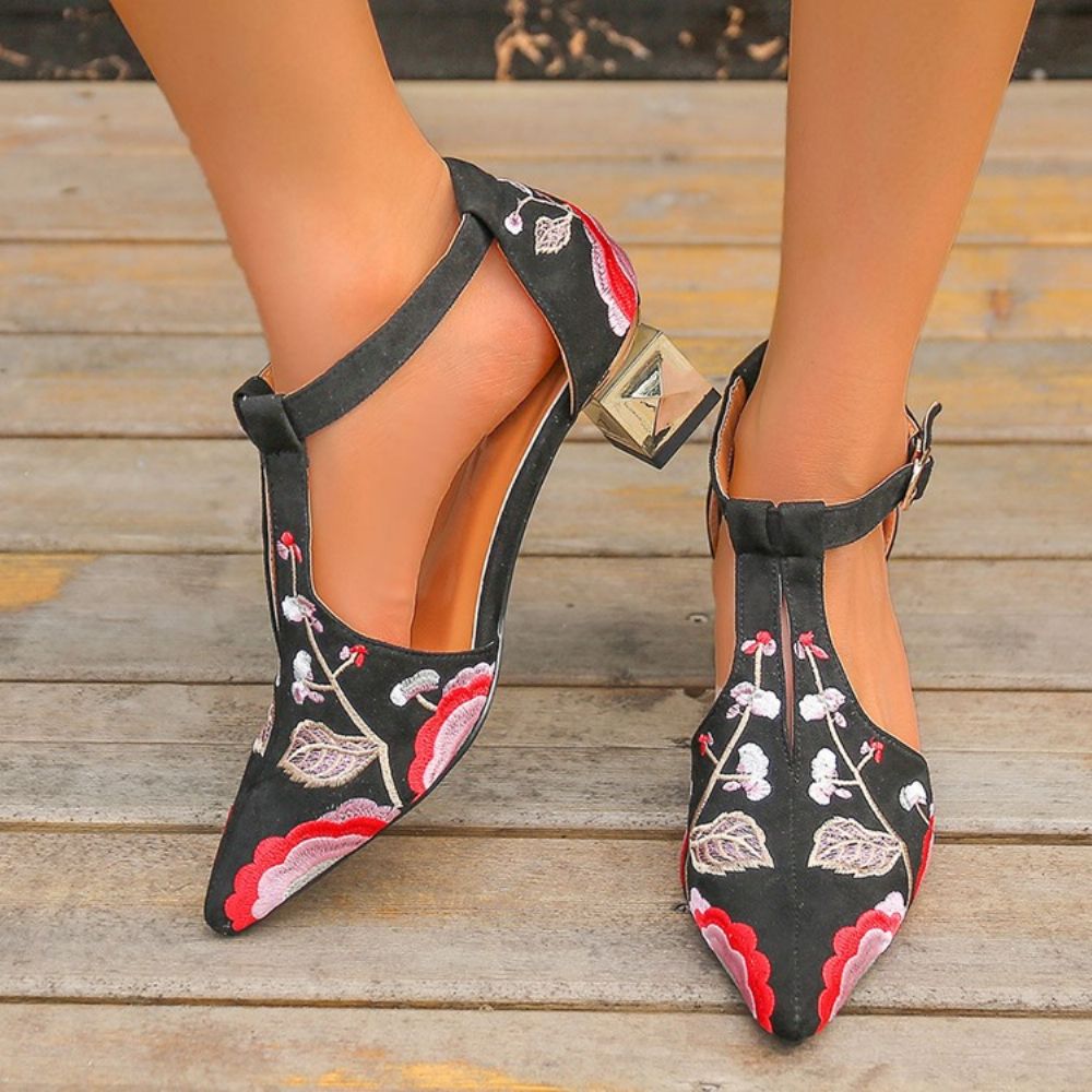 Borduurwerk Chunky Heel Puntige Teen Westerse Dunne Schoenen