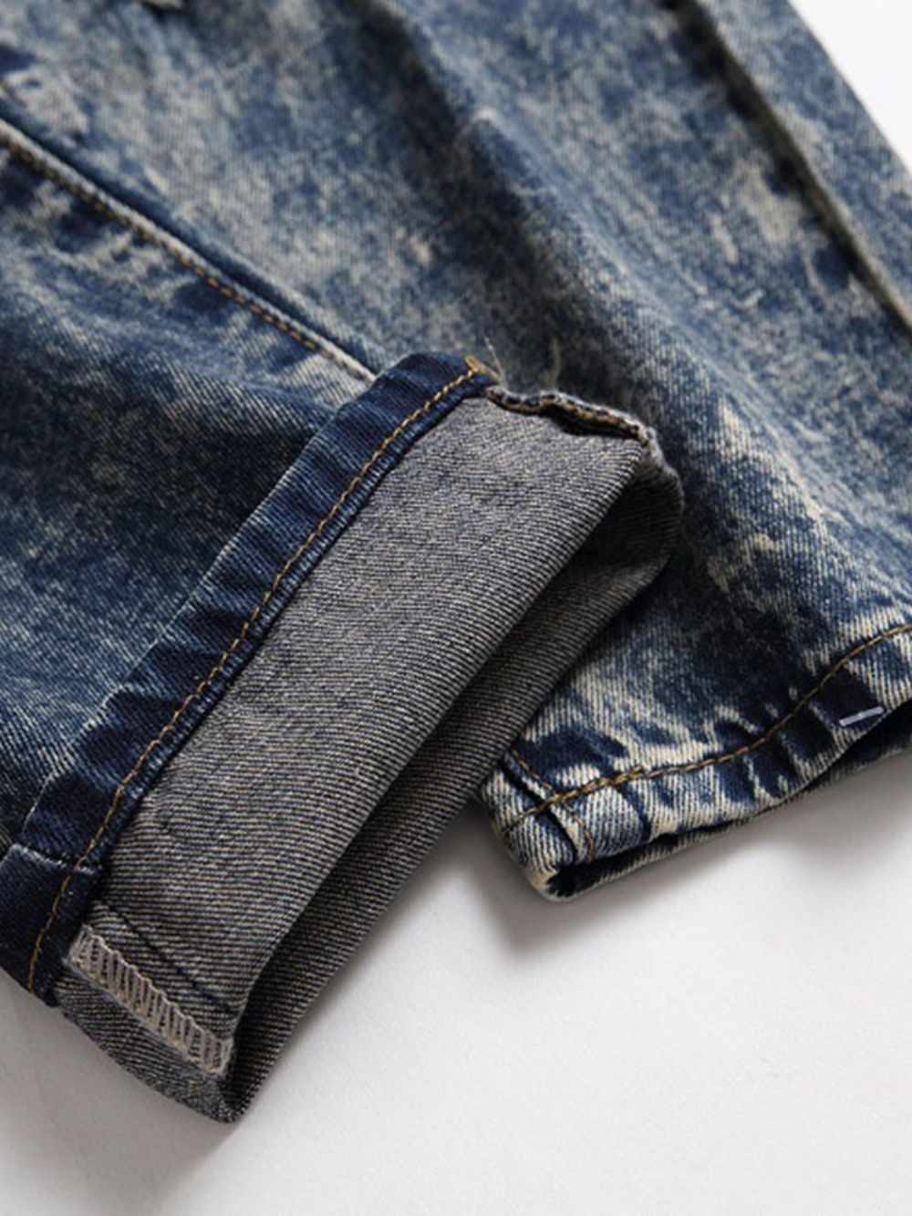 Herenjeans Met Rechte Opening En Halfhoge Taille Met Rits