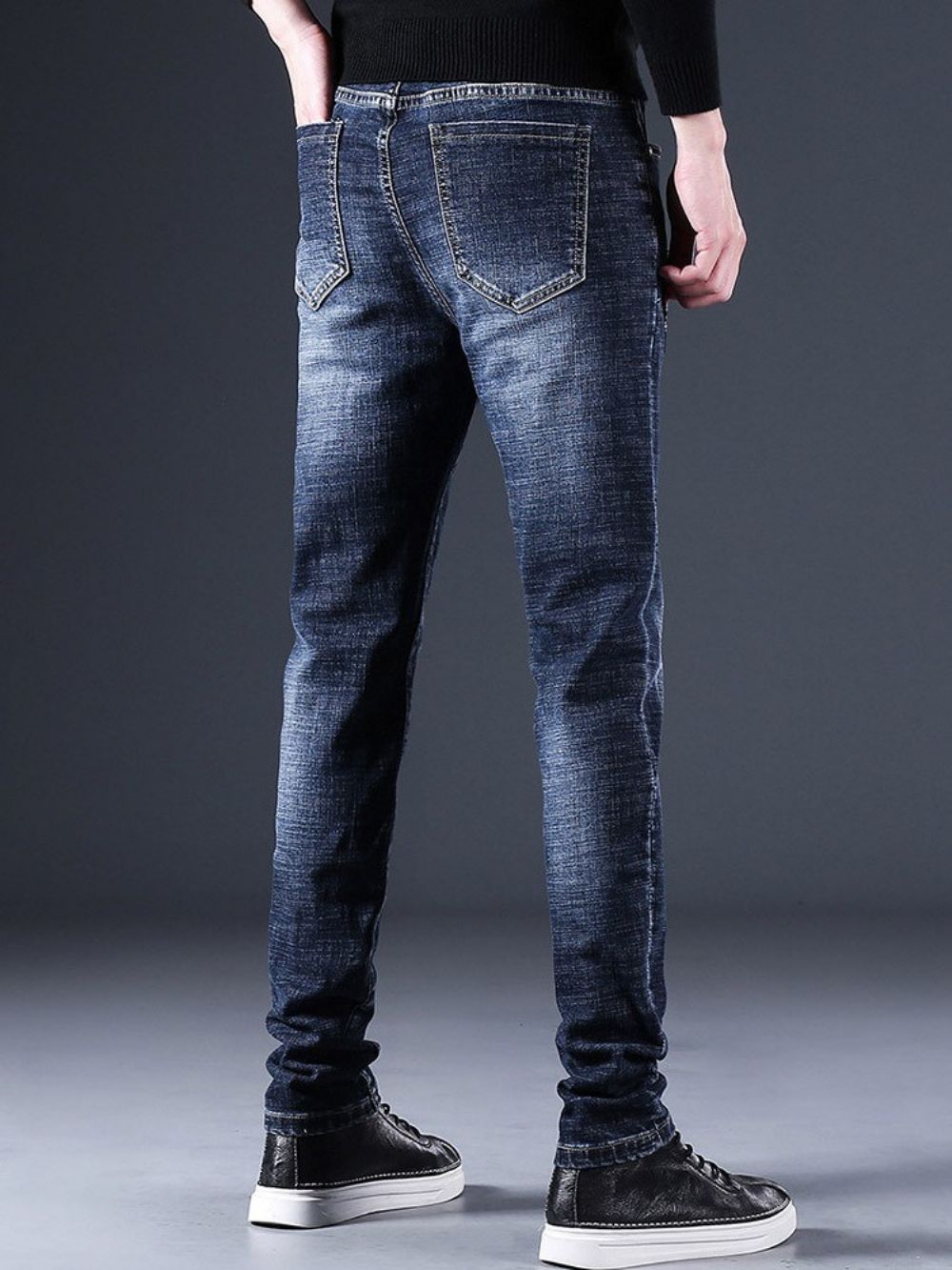 Rechte Europese Jeans Met Halfhoge Taille