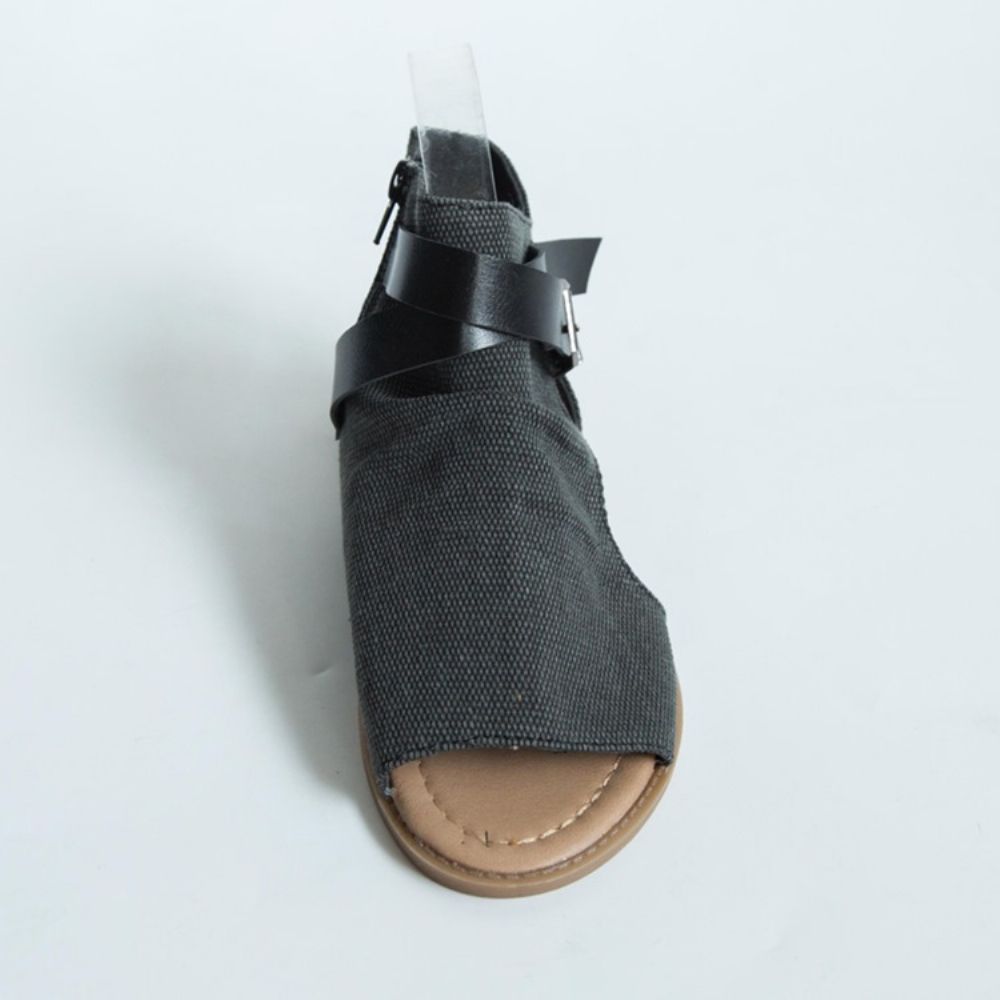 Platte Sandalen Met Gesp En Grote Maten