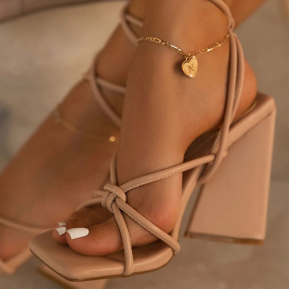Platte Sandalen Met Vierkante Neus En Platte Hak Met Veters Dames Sandalen Dames Chunky Sandalen chiquewinkel