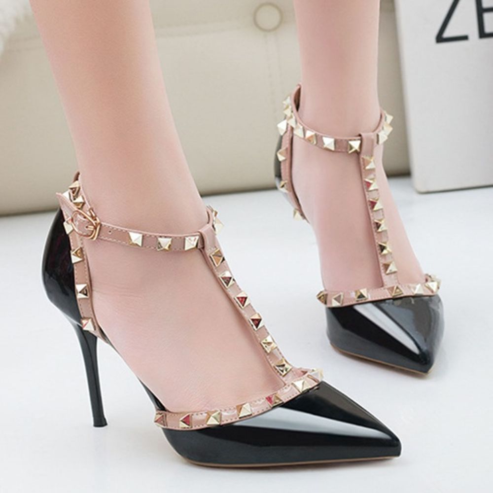 Stilettohak Spitse Teenhak Die Westerse Sandalen Bedekt